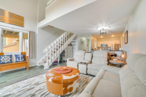 1 Mi to Nubs Nob Ski Resort Harbor Springs Condo